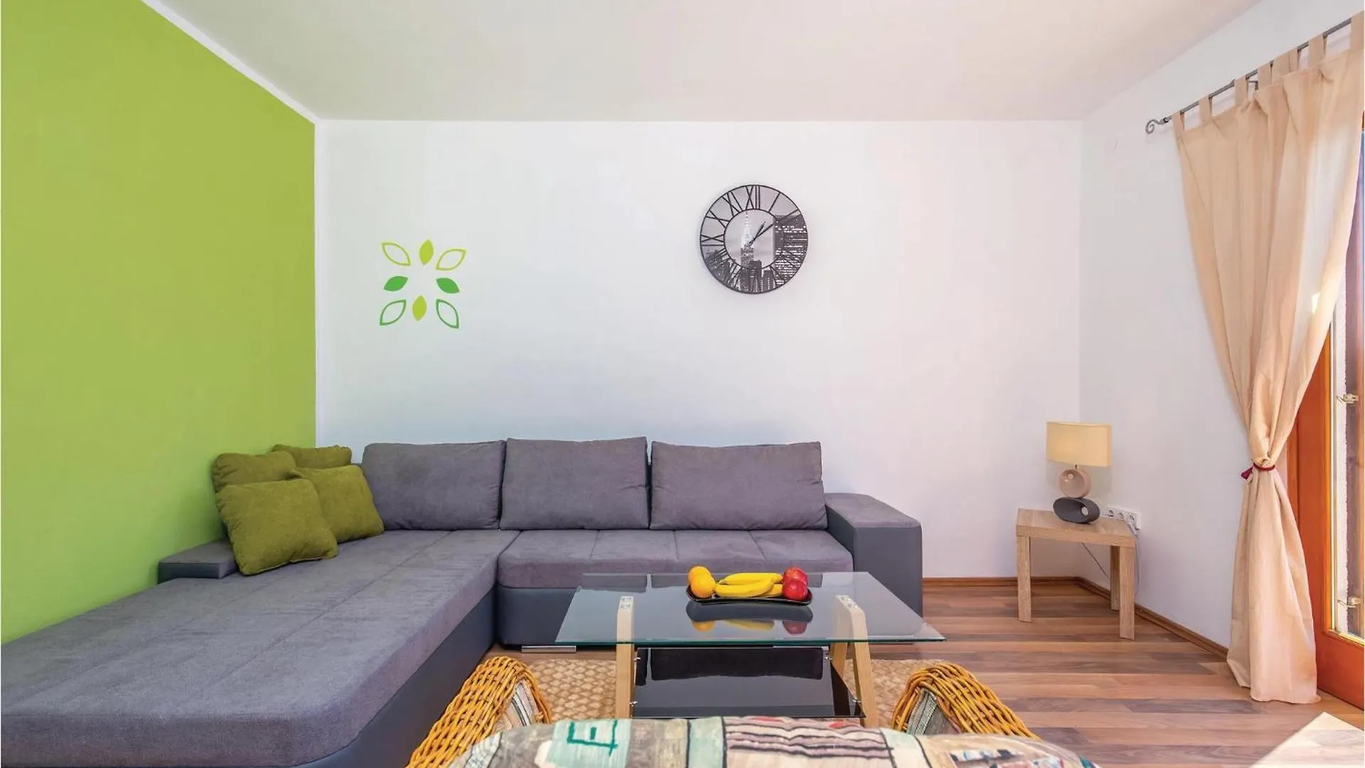 Holiday home 4 Bedroom Amazing Home In Krizisce