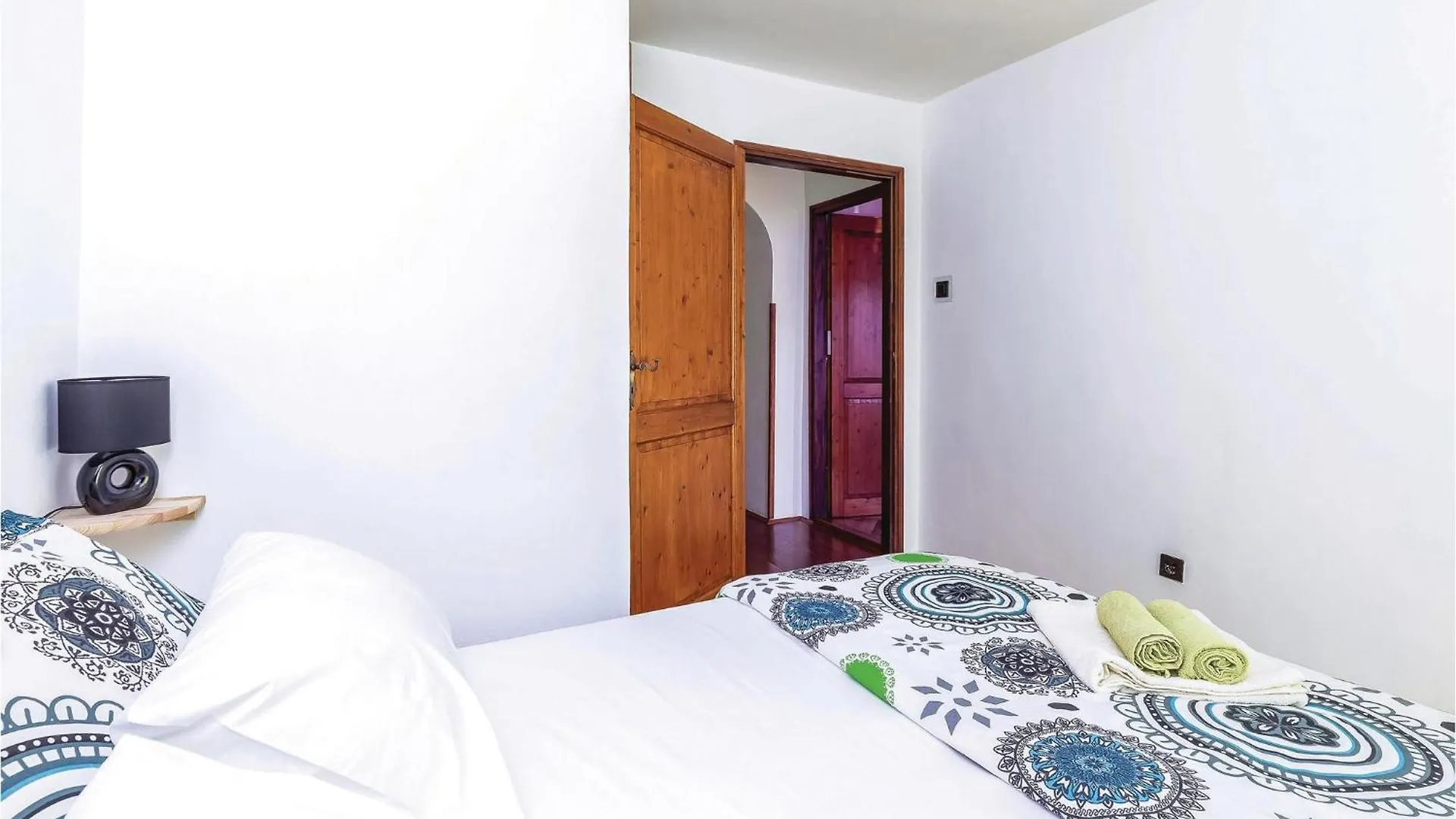 Holiday home 4 Bedroom Amazing Home In Krizisce