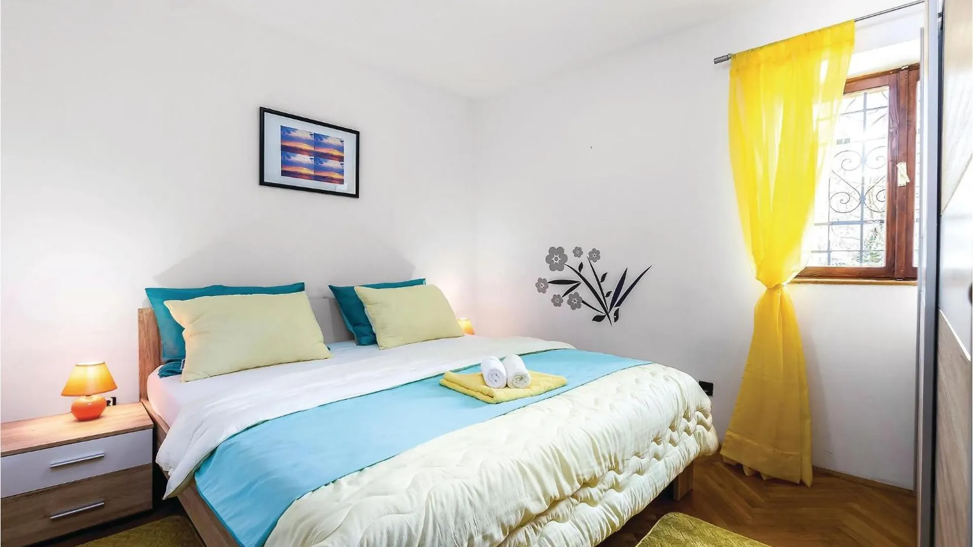 4 Bedroom Amazing Home In Krizisce